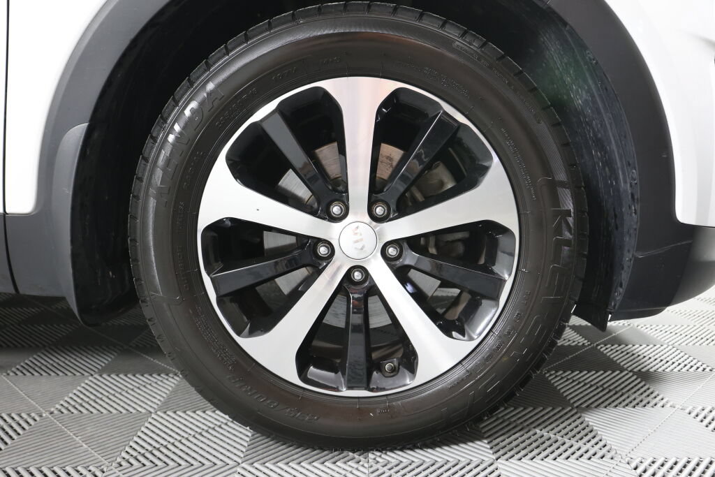 Used 2018 Kia Sorento EX AWD/4WD image 6