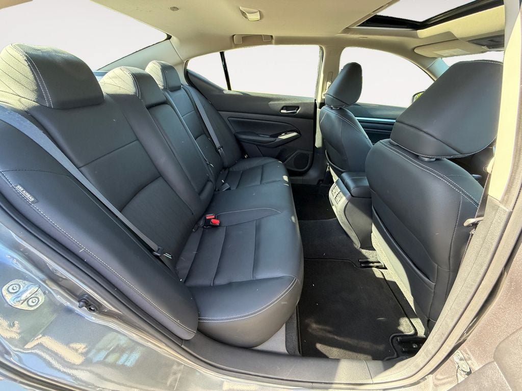 Used 2020 Nissan Altima 2.0 Platinum FWD image 23