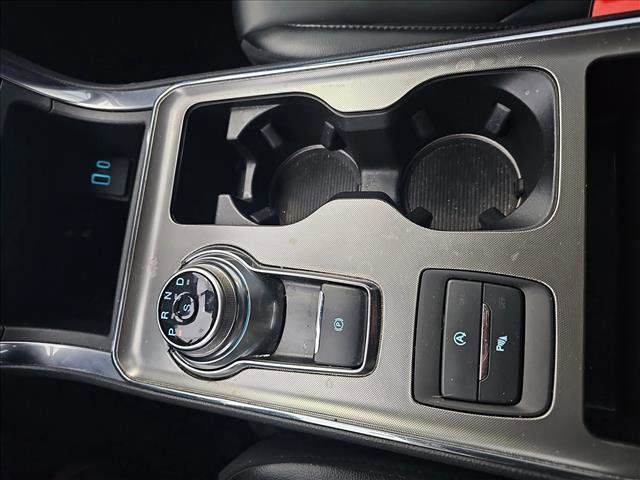 Used 2023 Ford Edge Titanium image 16