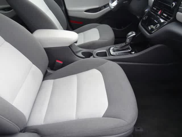 Used 2020 Hyundai Ioniq SEL FWD image 26