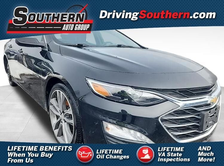 Used 2022 Chevrolet Malibu LT image 1
