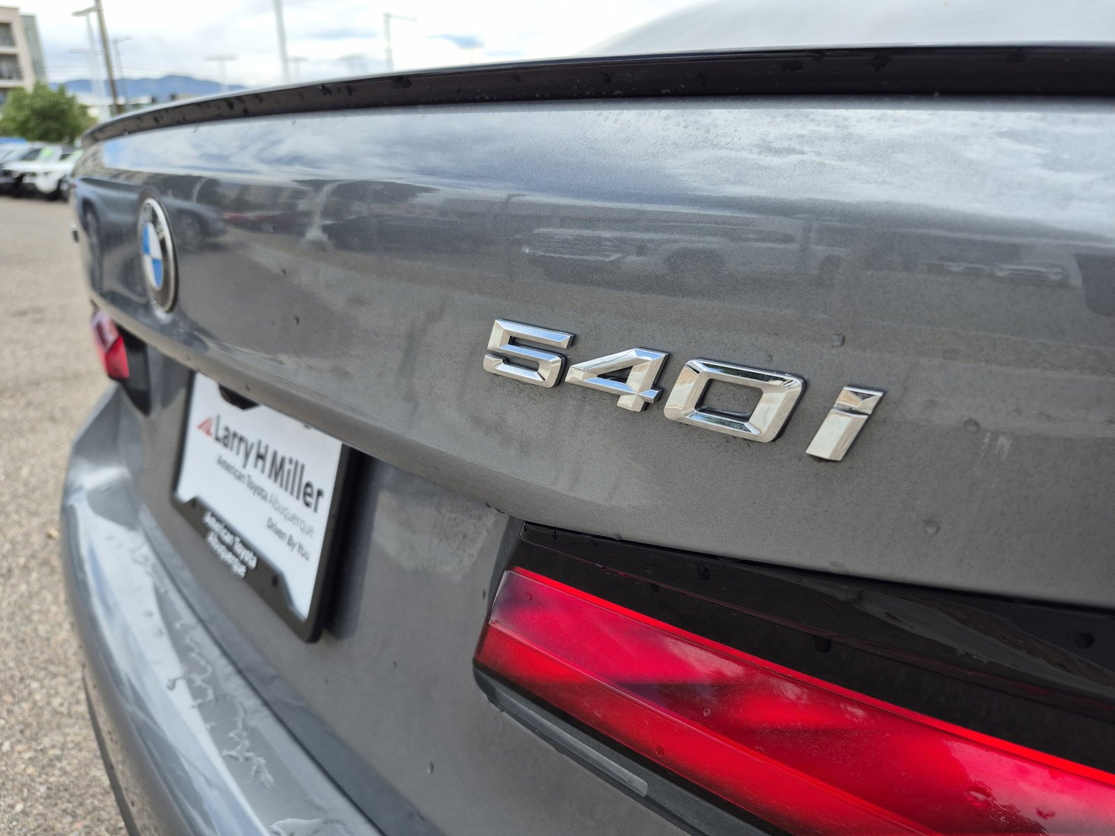 Used 2023 BMW 540i xDrive w/ M Sport Package AWD/4WD image 21