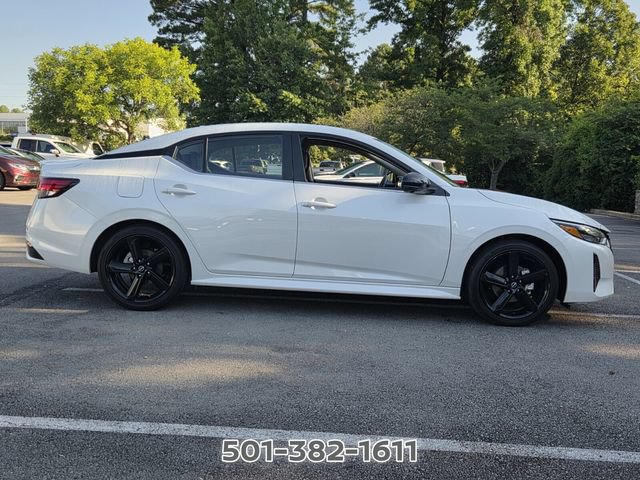 Used 2025 Nissan Sentra SR w/ SR Premium Package FWD image 6