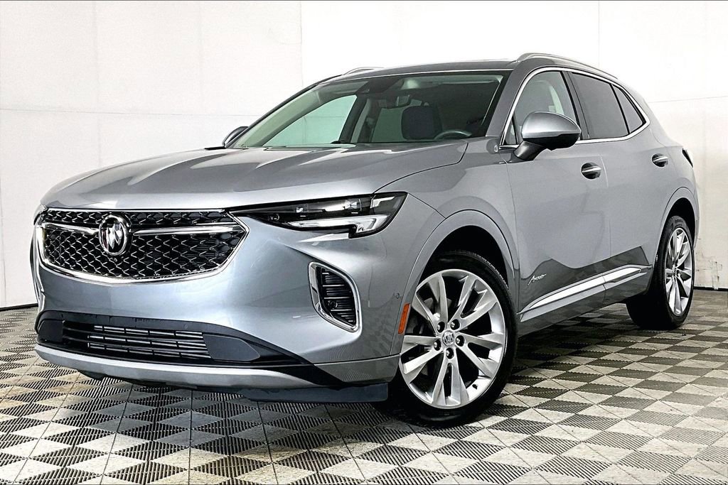 Used 2023 Buick Envision Avenir image 2