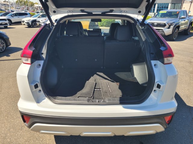 Used 2025 Mitsubishi Eclipse Cross SE AWD/4WD image 11