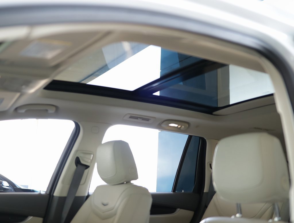 Used 2025 Cadillac XT6 Premium Luxury image 23