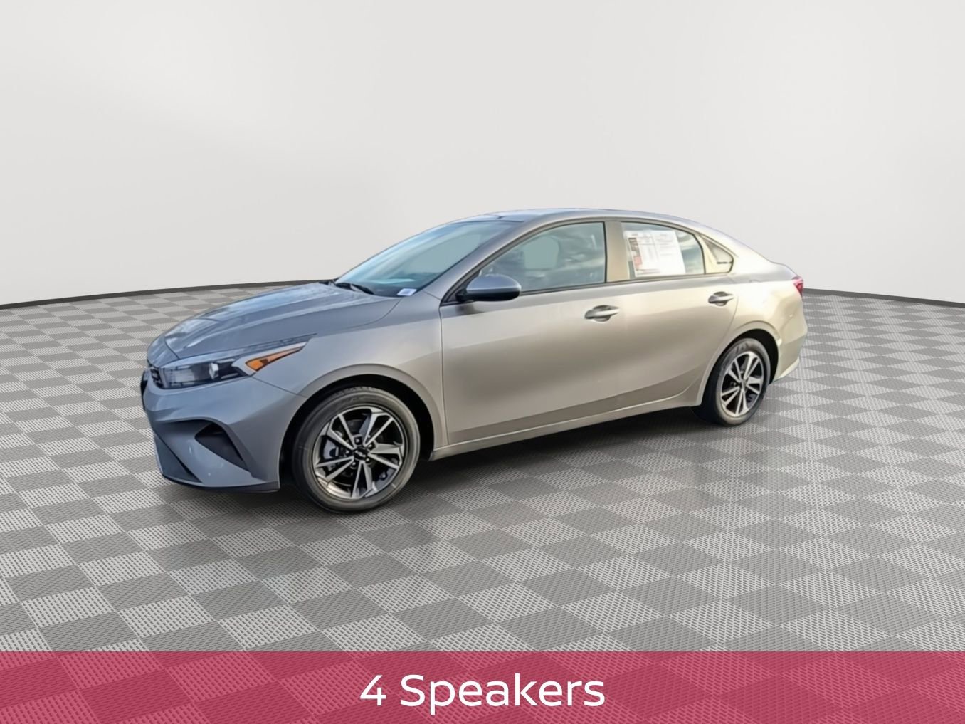Used 2024 Kia Forte LXS image 4