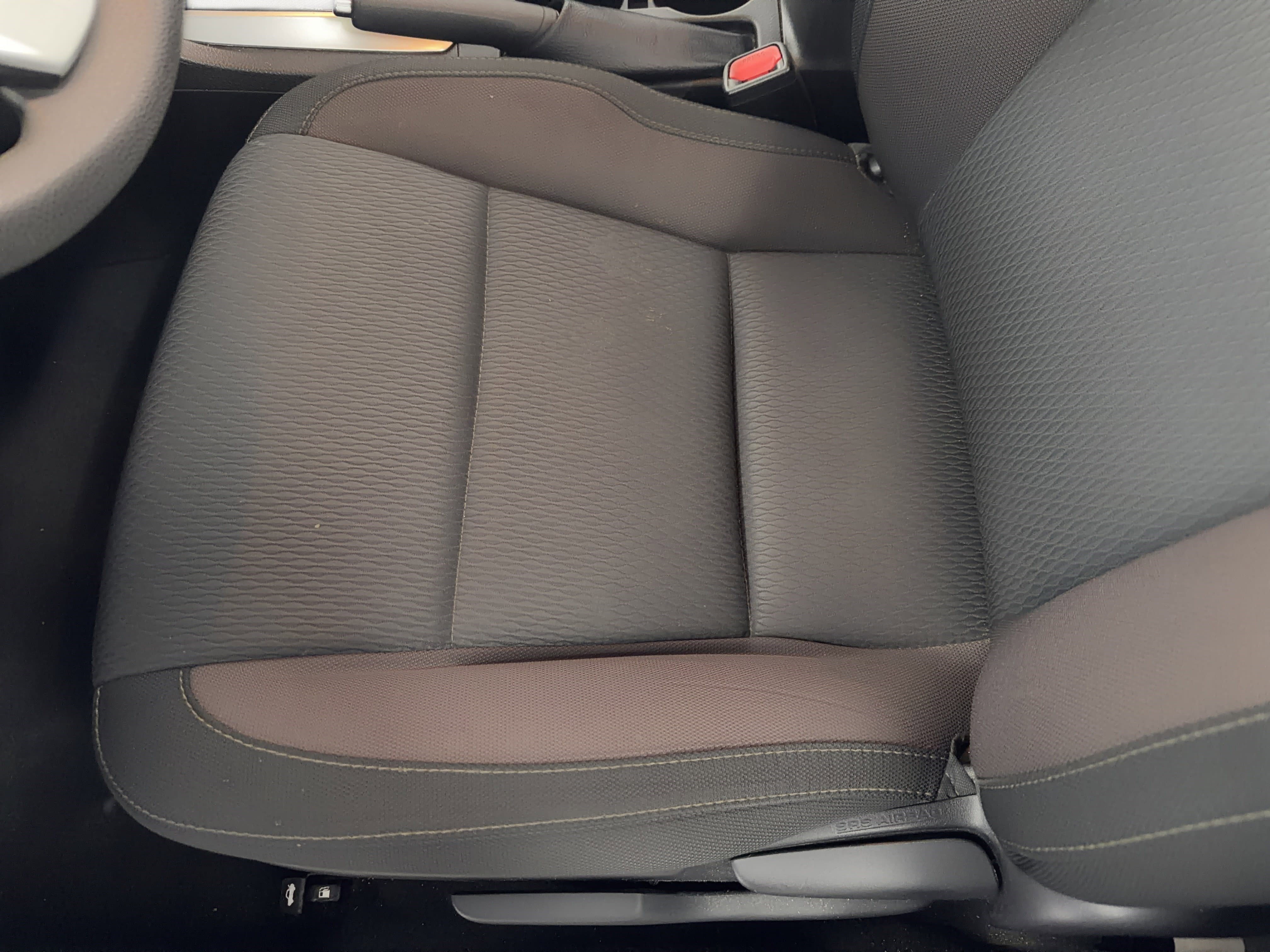 Used 2019 Toyota Corolla LE FWD image 16