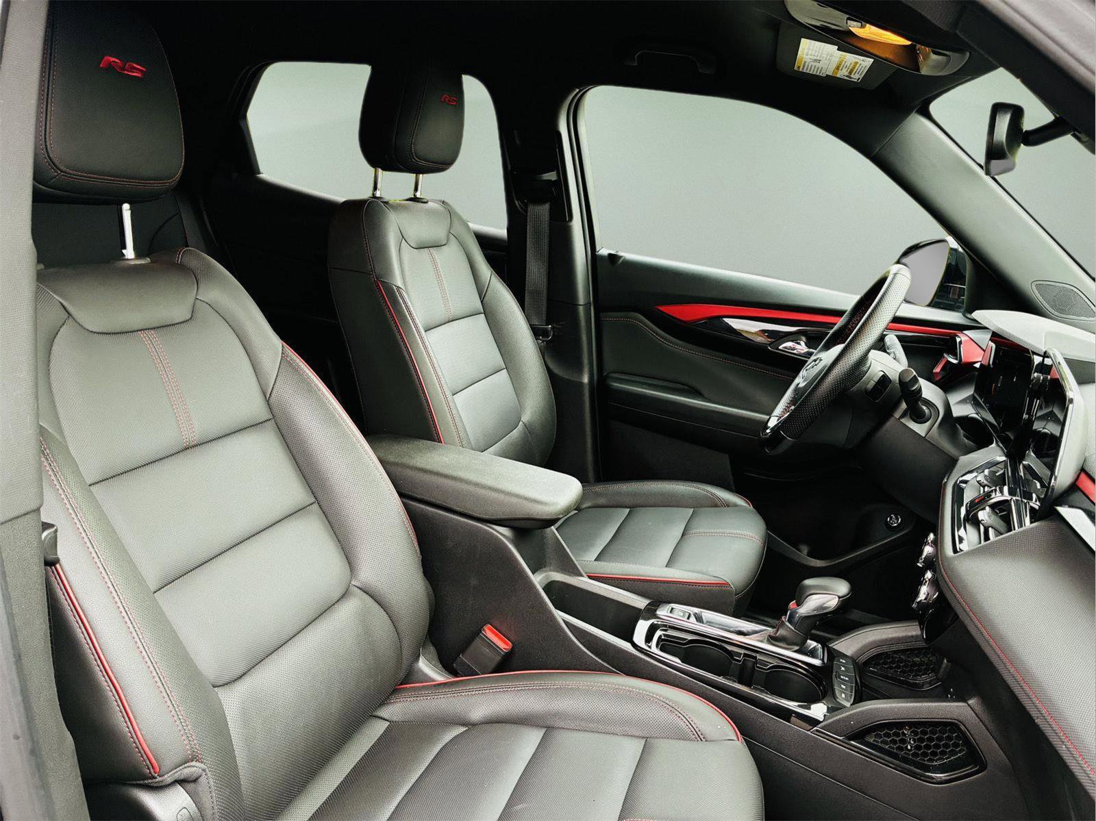 Used 2024 Chevrolet TrailBlazer RS w/ Convenience Package image 30