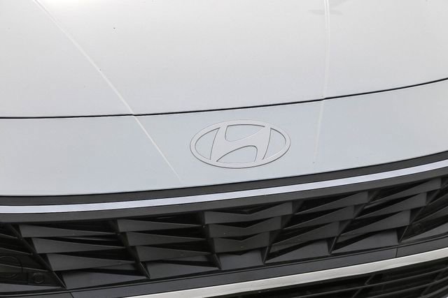 New 2026 Hyundai Elantra Sport FWD image 6
