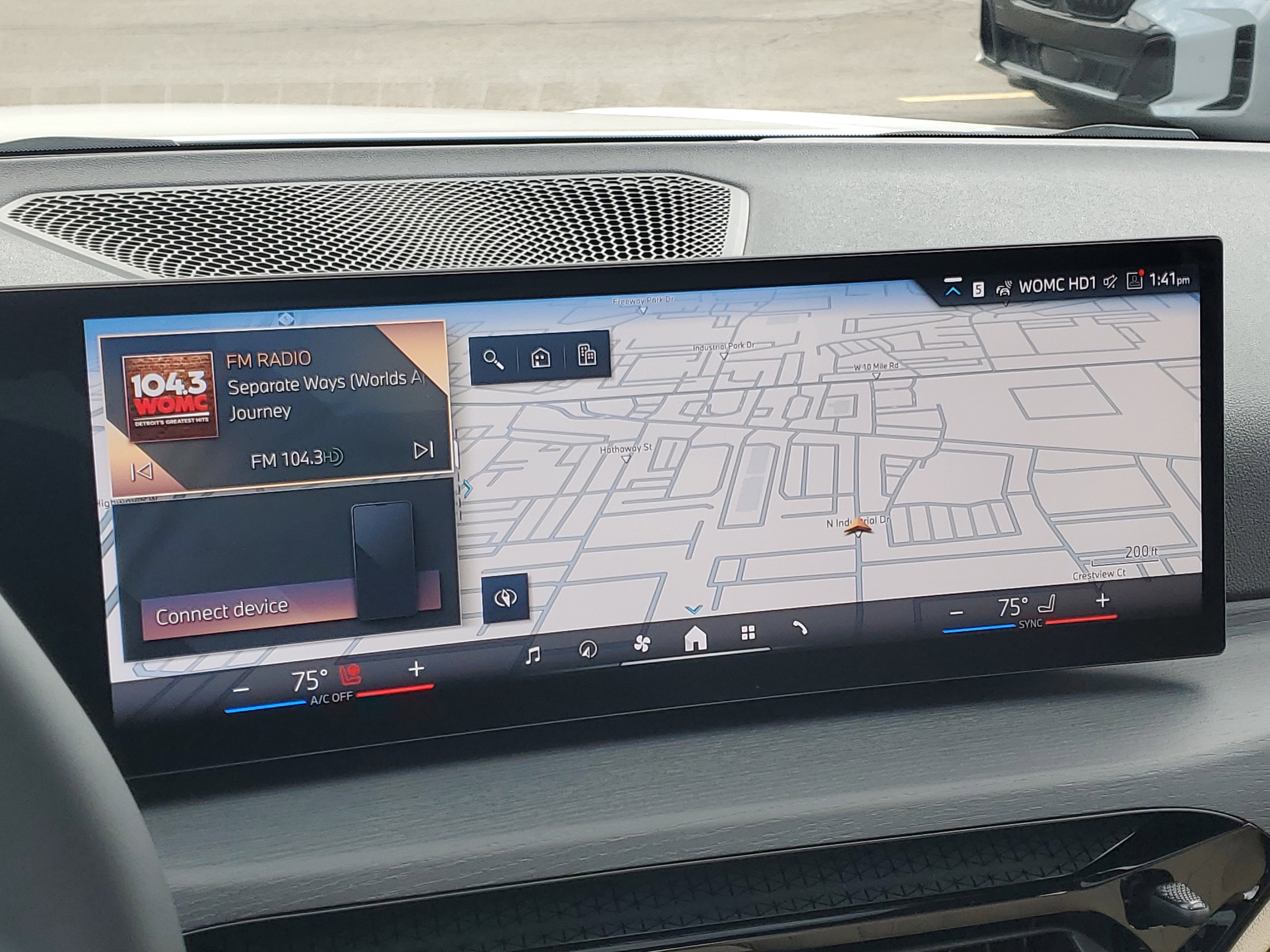 New 2026 BMW 330i xDrive Sedan w/ Premium Package image 18