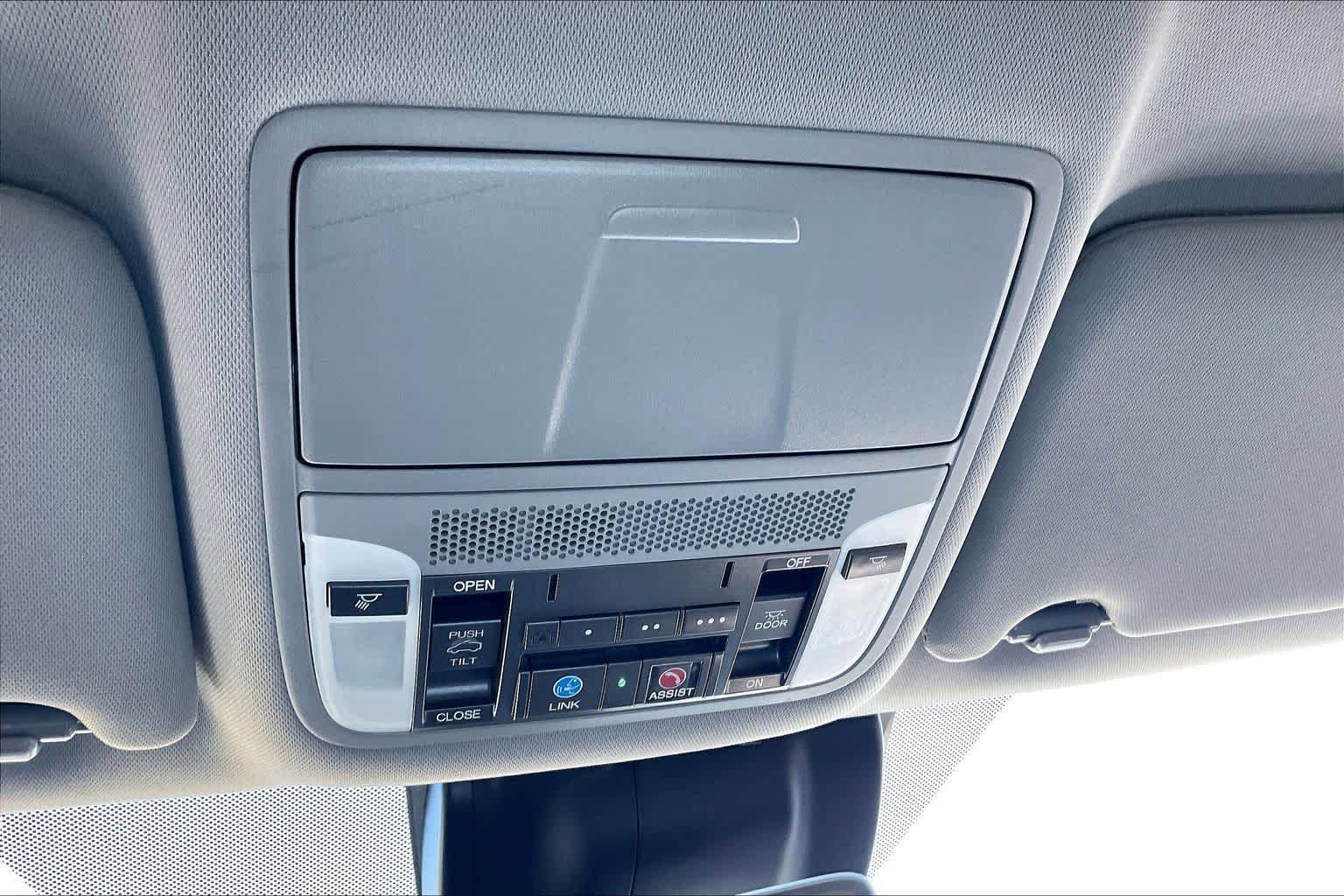 Used 2020 Acura MDX FWD w/ Technology Package image 30