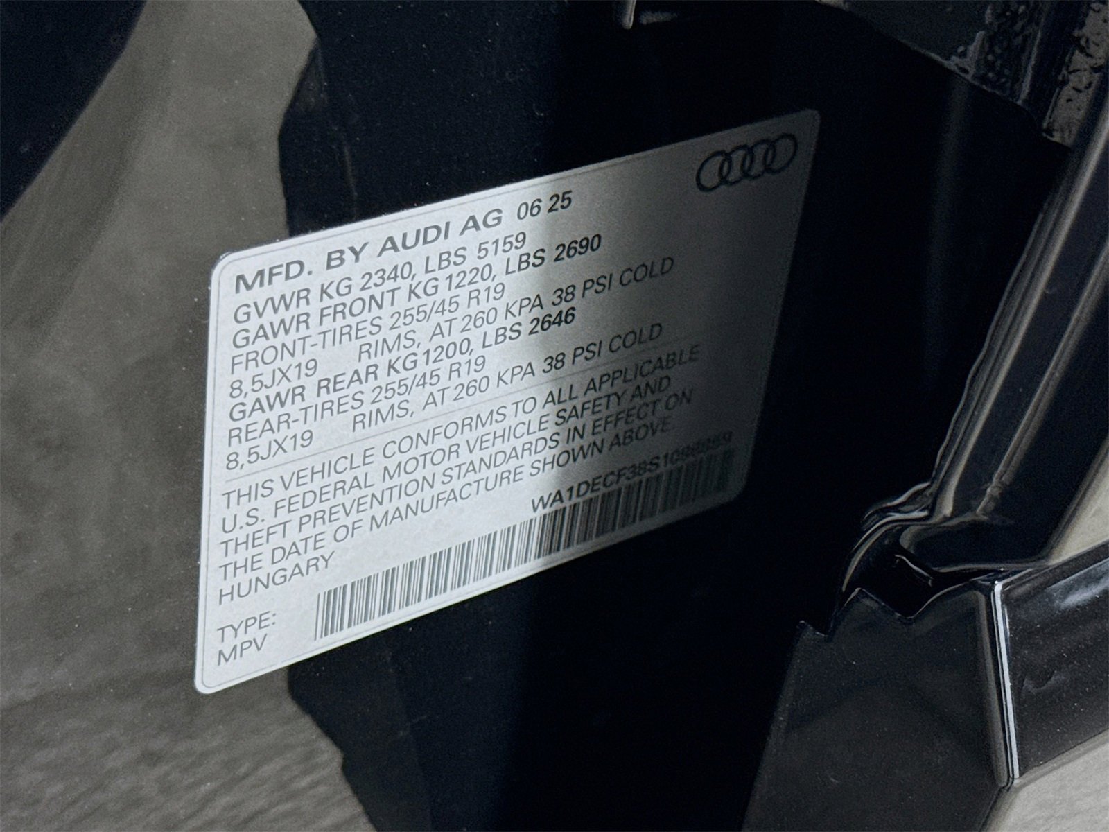 New 2025 Audi Q3 2.0T Premium image 32