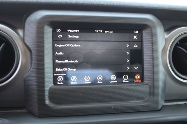 Used 2022 Jeep Gladiator Willys image 31