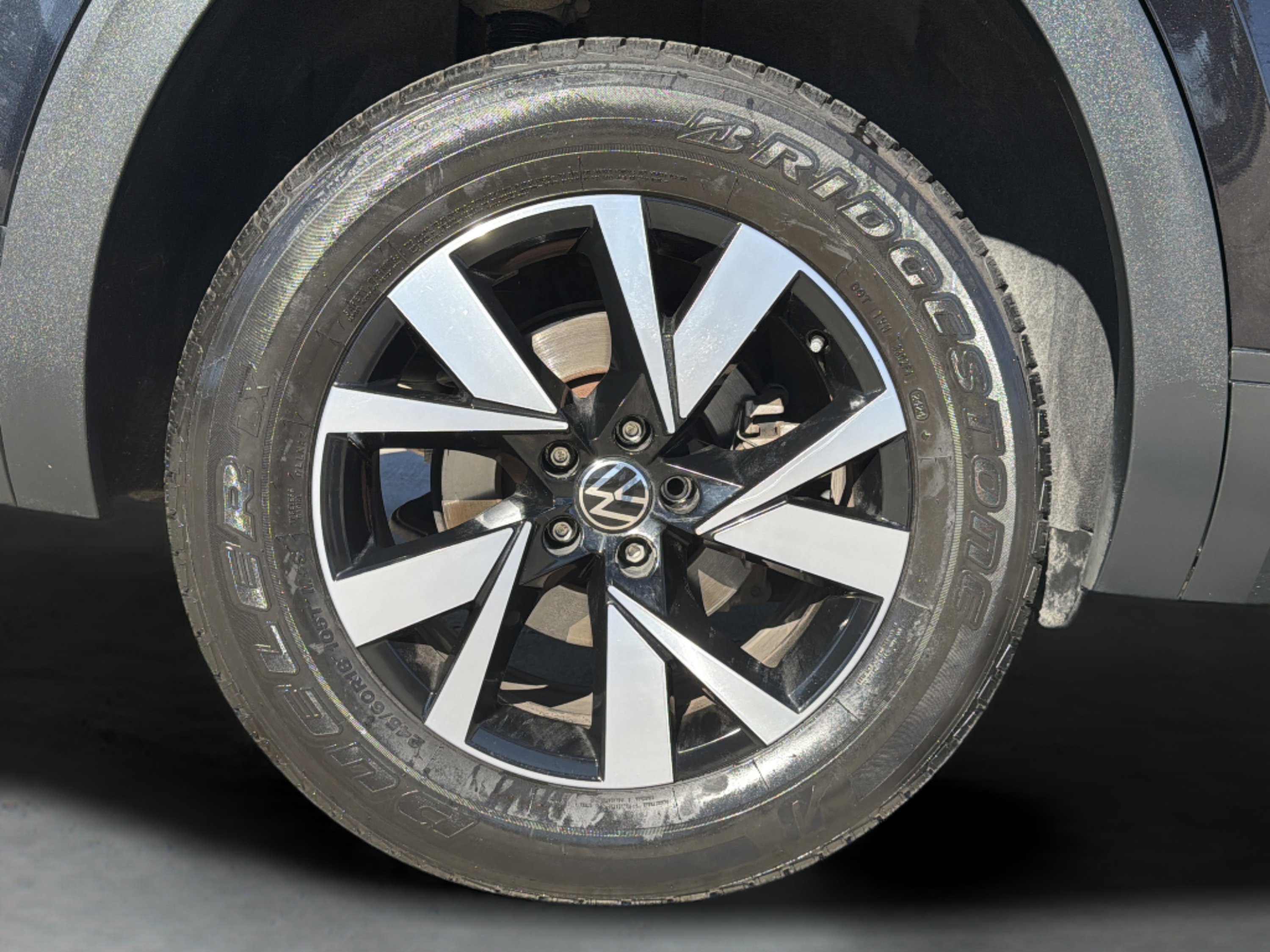 Used 2021 Volkswagen Atlas Cross Sport SE FWD image 10
