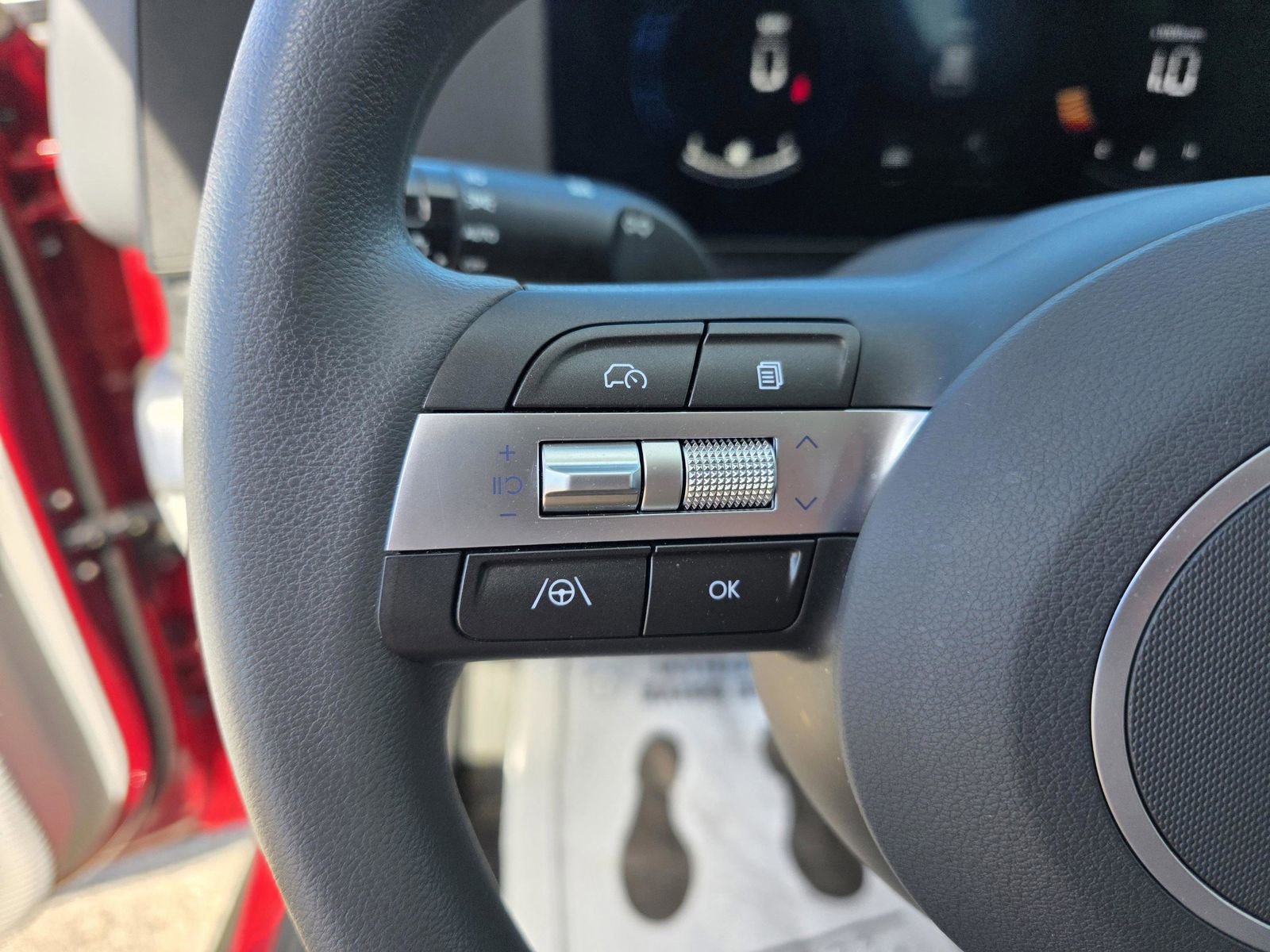 Used 2024 Hyundai Kona SE image 30