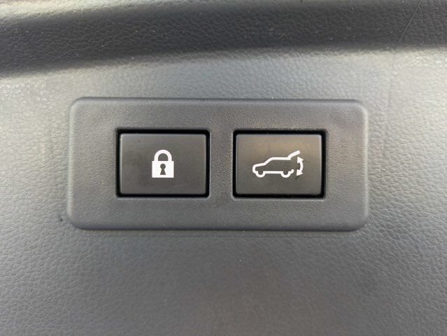 Used 2022 Subaru Outback Touring AWD/4WD image 13