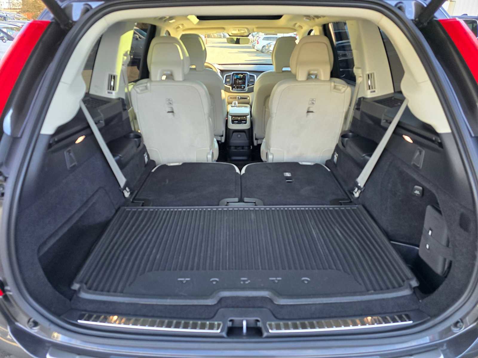 Used 2023 Volvo XC90 T8 Ultimate w/ Protection Package Premier image 16