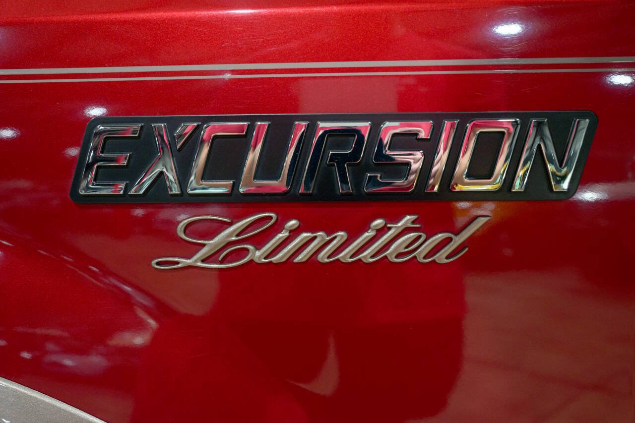 Used 2001 Ford Excursion Limited AWD/4WD image 22