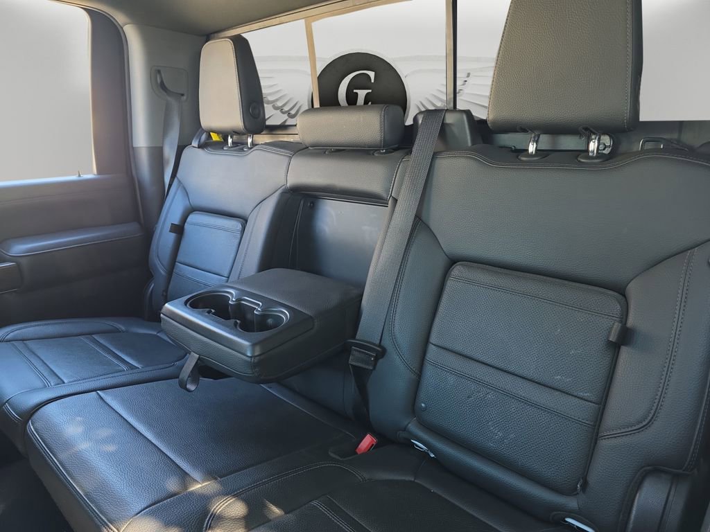 Used 2021 GMC Sierra 3500 Denali w/ Denali Ultimate Package image 13