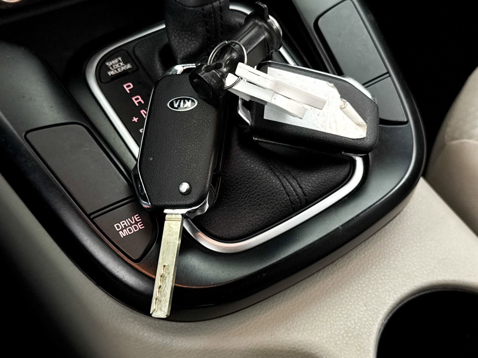 Used 2021 Kia Soul LX image 36