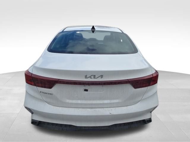 Used 2024 Kia Forte LXS image 5