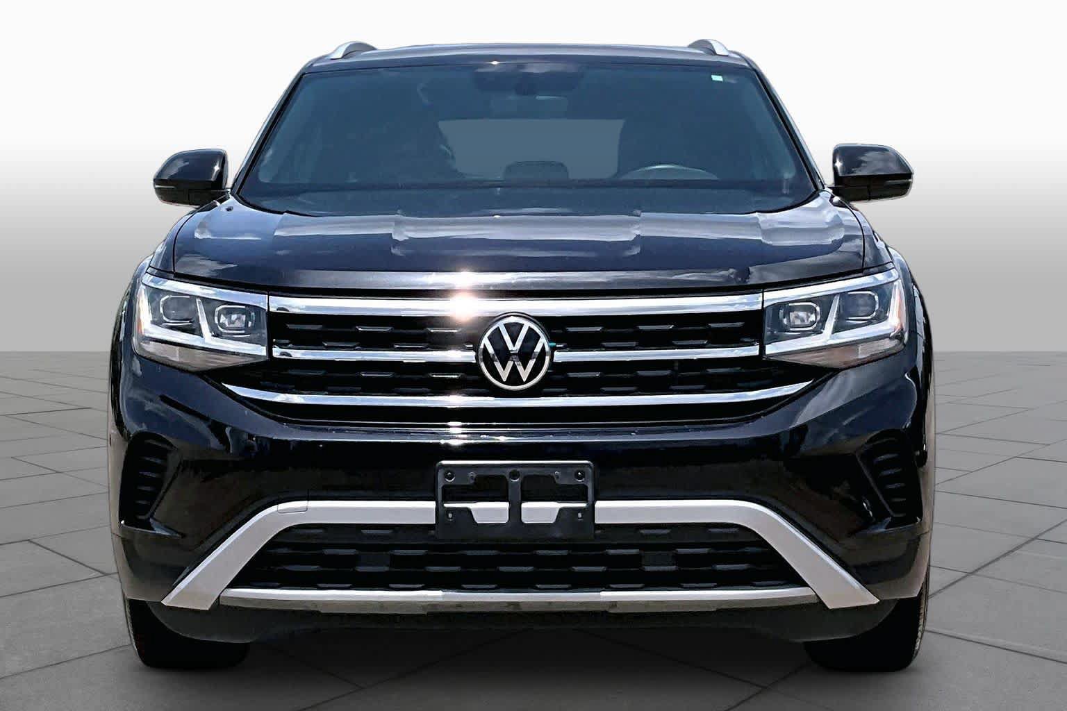 Used 2022 Volkswagen Atlas Cross Sport SE FWD image 4
