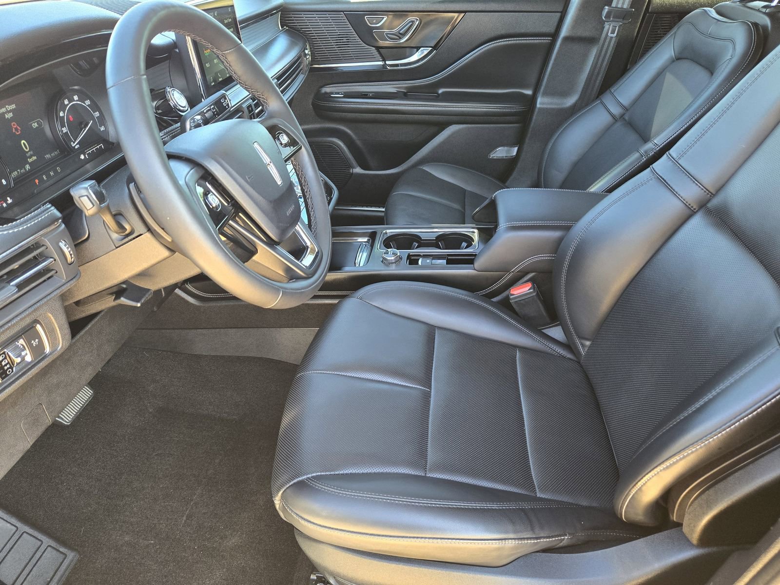 Used 2022 Lincoln Corsair FWD image 16