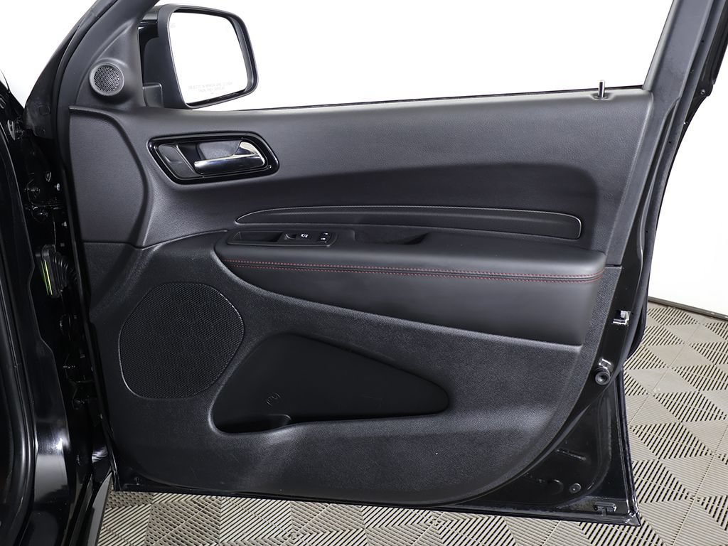 Used 2025 Dodge Durango R/T w/ Blacktop Package AWD/4WD image 28