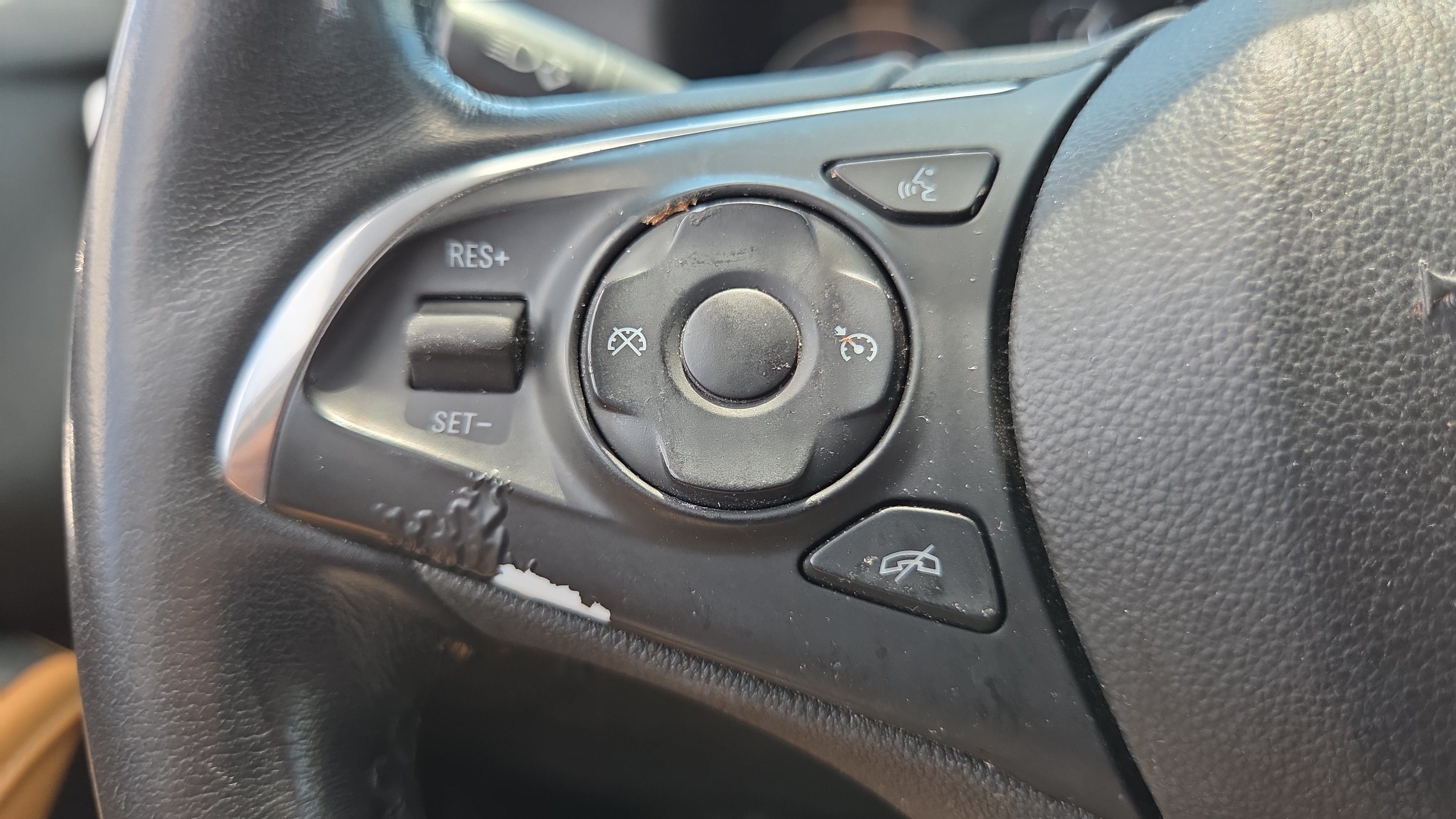Used 2019 Buick Enclave Essence w/ Trailering Package, 5000 lbs. FWD image 22