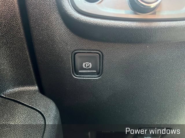 Used 2023 GMC Terrain SLE w/ Fleet Convenience Package AWD/4WD image 23