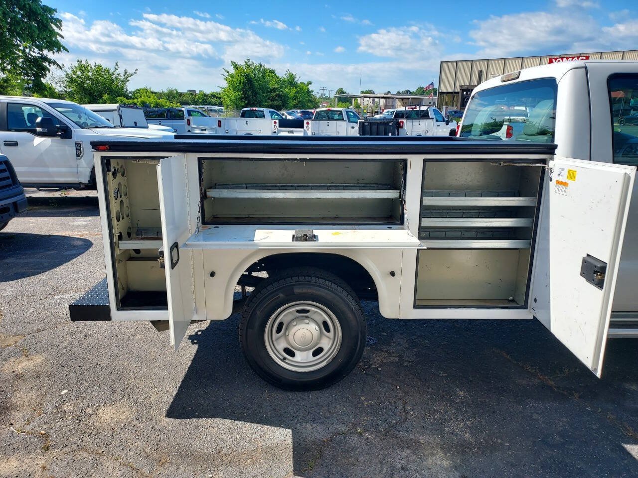 Used 2015 Ford F250 XL AWD/4WD image 10