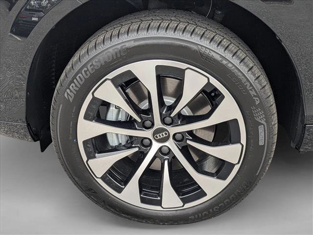 New 2026 Audi Q3 quattro 2.0T image 9