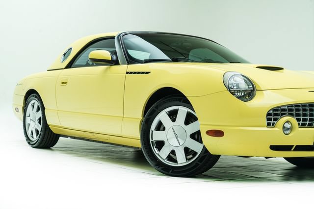 Used 2002 Ford Thunderbird RWD image 3