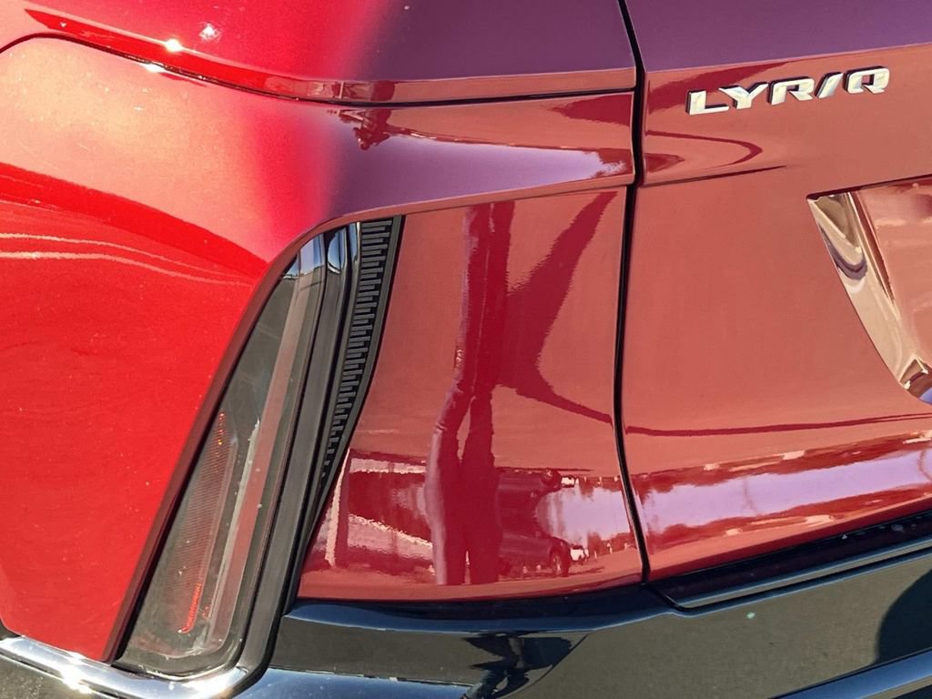 New 2026 Cadillac Lyriq Sport AWD/4WD image 10