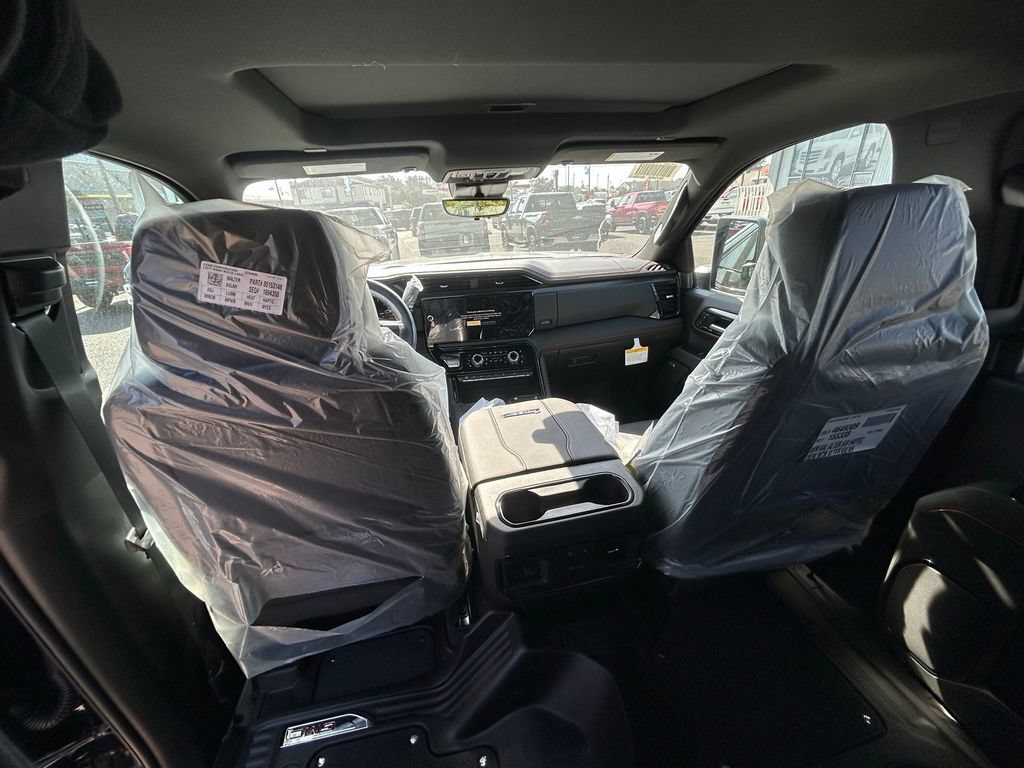 New 2026 GMC Sierra 2500 AT4 w/ AT4 Premium Plus Package AWD/4WD image 11