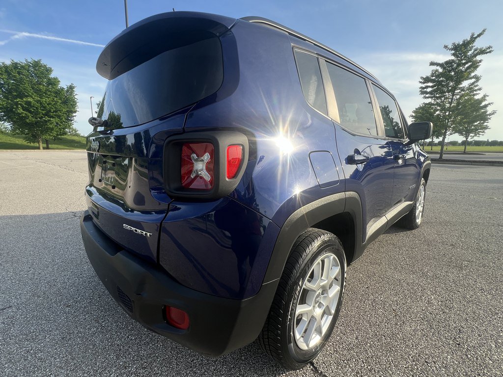 Used 2019 Jeep Renegade Sport w/ Sport Appearance Group AWD/4WD image 5
