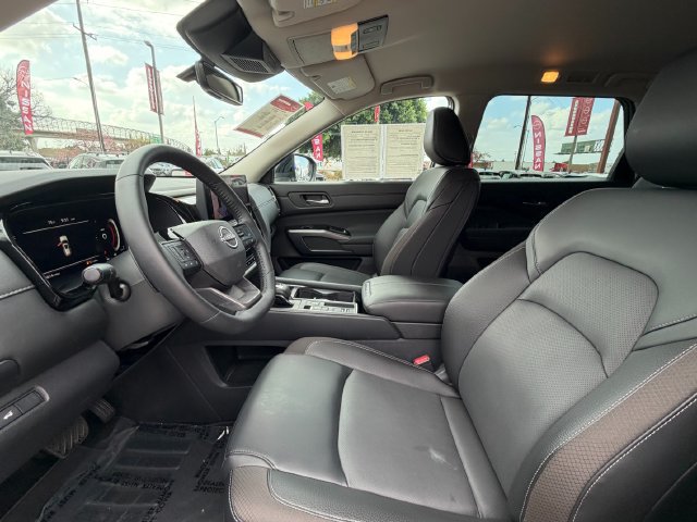 Certified 2026 Nissan Pathfinder SL FWD image 29