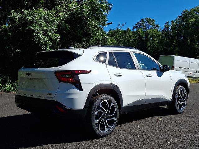 New 2026 Chevrolet Trax RS w/ Driver Confidence Package FWD image 4