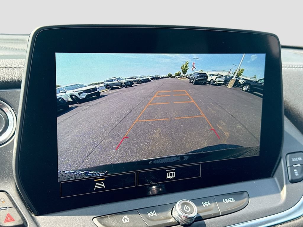 Used 2025 Chevrolet Blazer LT AWD/4WD image 17