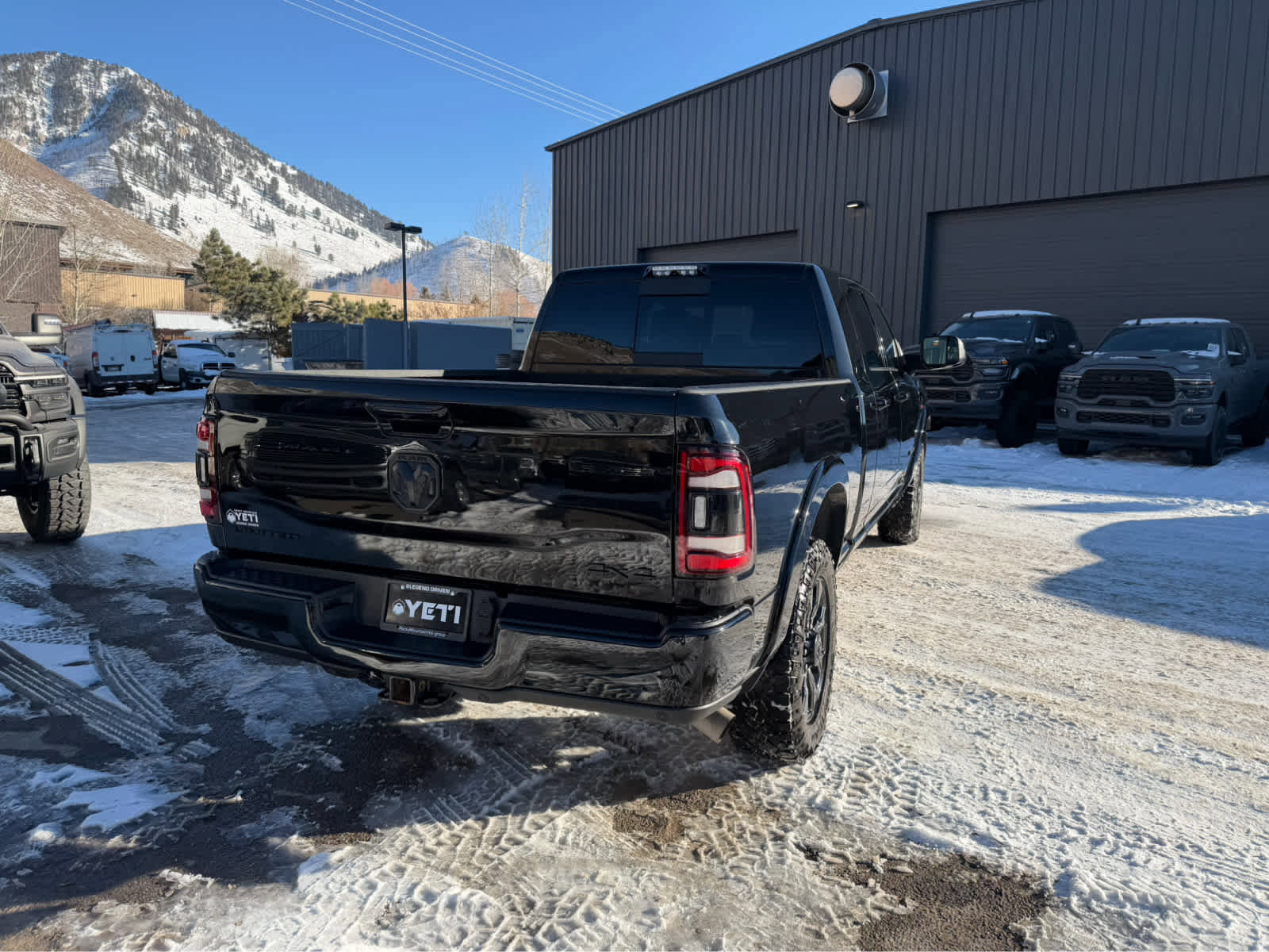 Used 2020 RAM 3500 Limited image 11