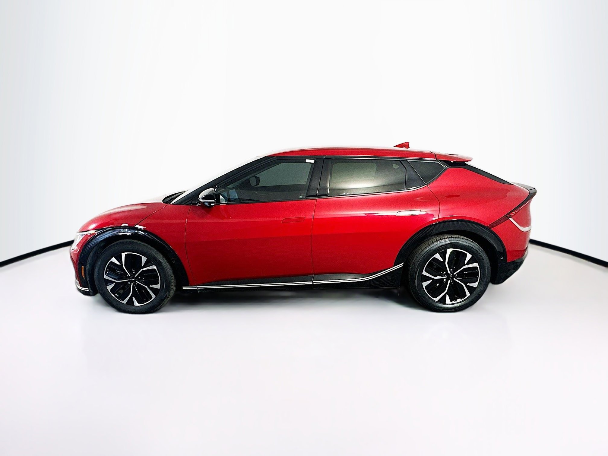 Used 2023 Kia EV6 Wind w/ Wind Technology Package RWD image 4