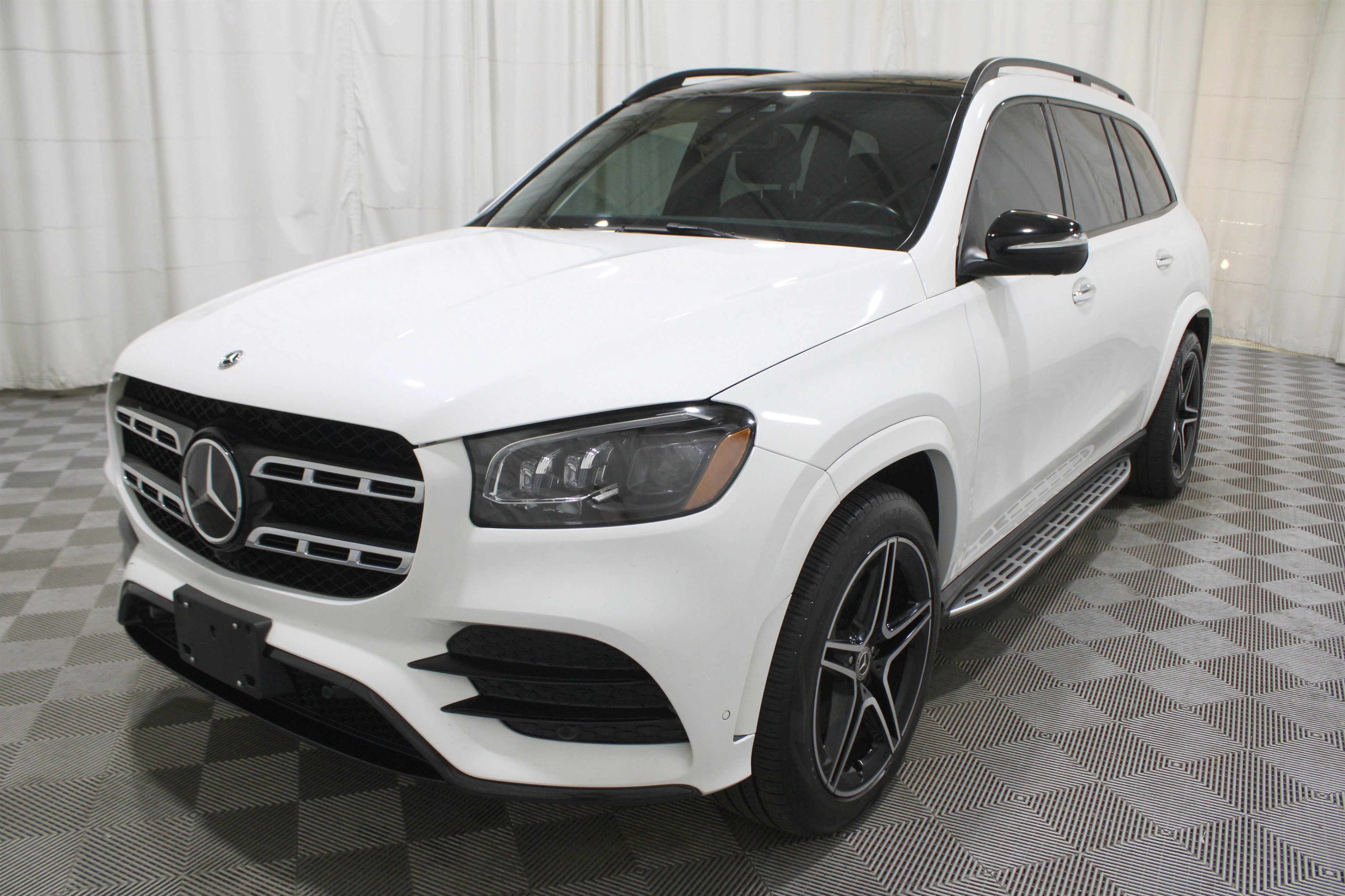 Used 2022 Mercedes-Benz GLS 450 4MATIC image 37
