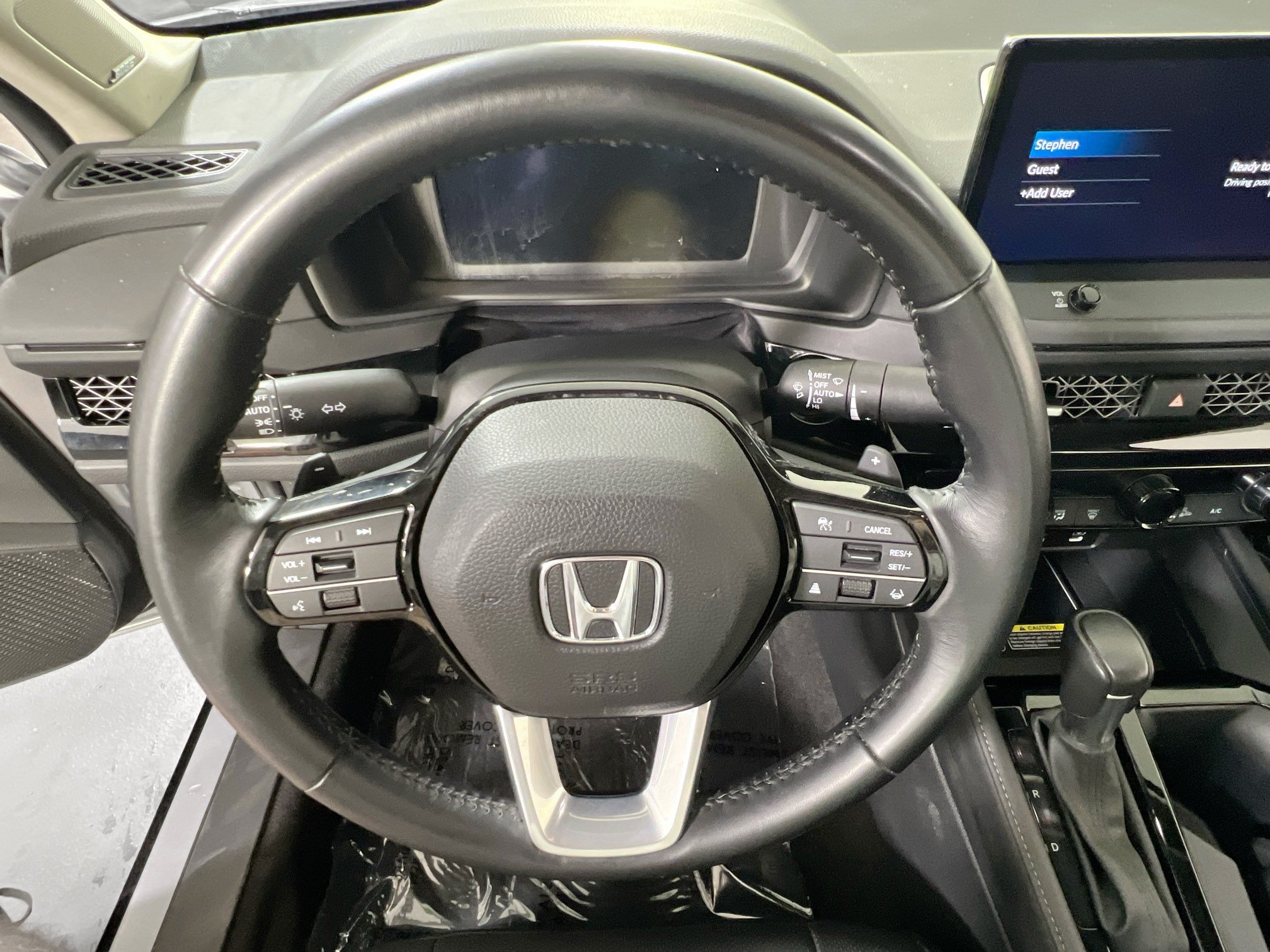 Used 2023 Honda Accord Touring image 11