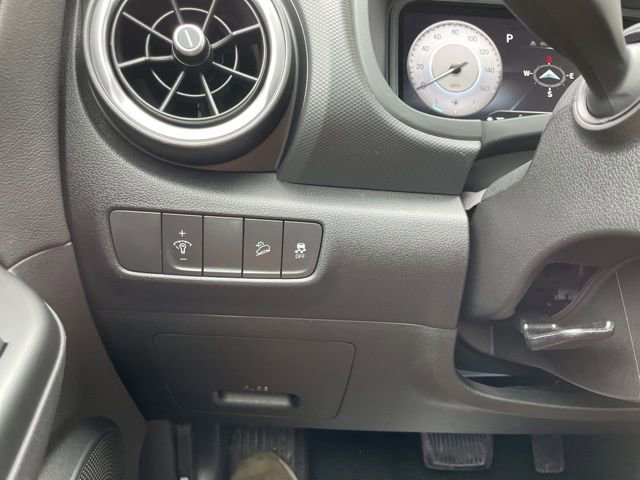 Used 2023 Hyundai Kona Limited w/ Cargo Package AWD/4WD image 23