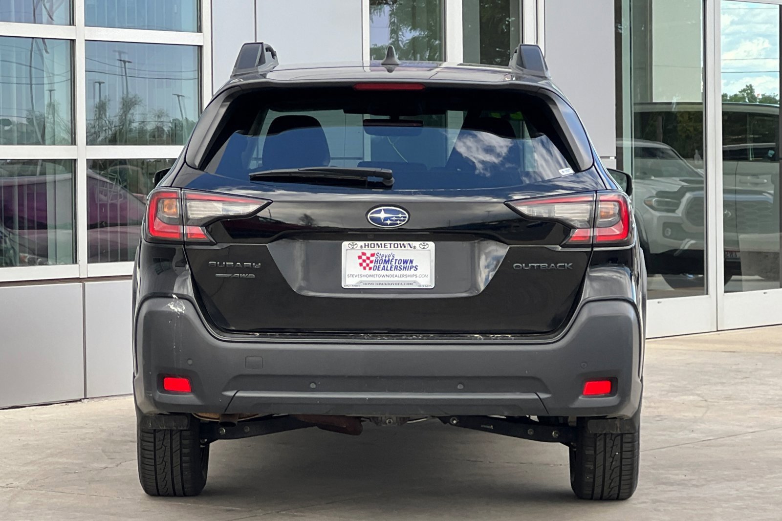 Used 2024 Subaru Outback Onyx Edition image 5