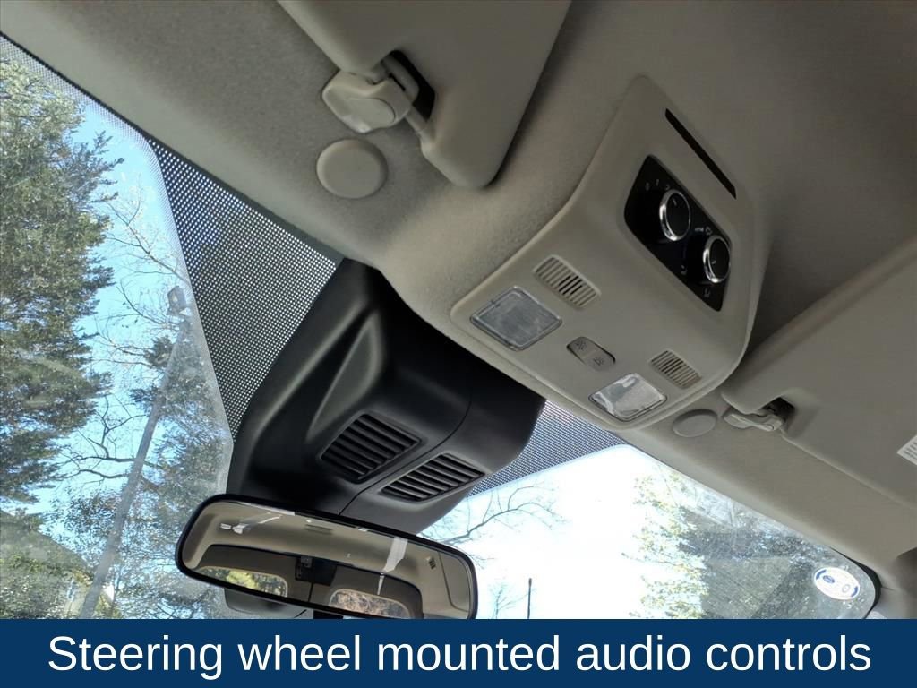 Used 2023 Ford Transit 350 XLT image 9