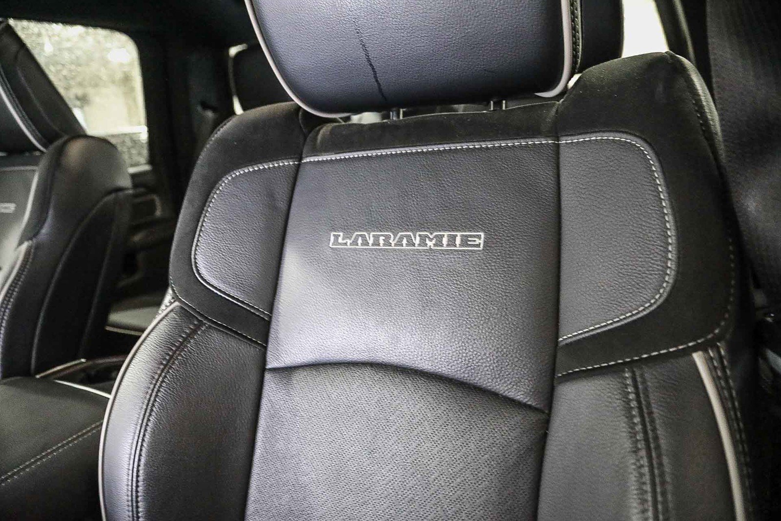 Used 2025 RAM 2500 Laramie image 24