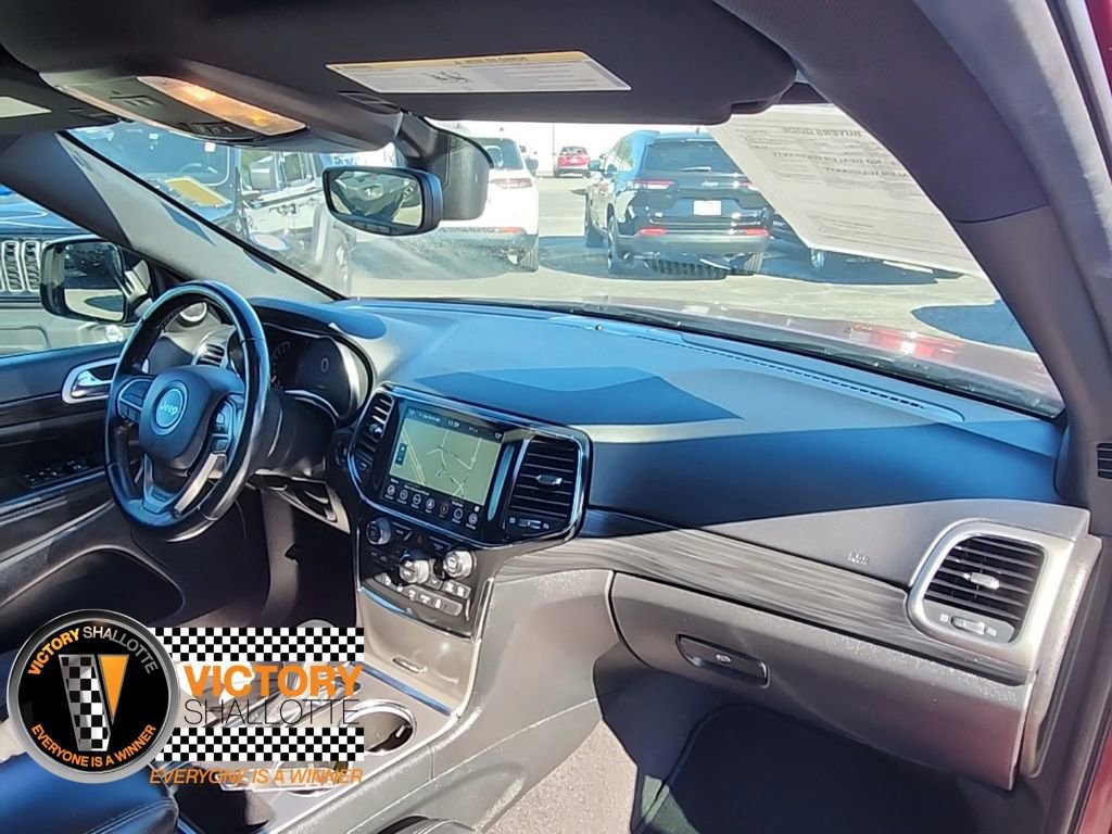 Certified 2022 Jeep Grand Cherokee Laredo X image 28