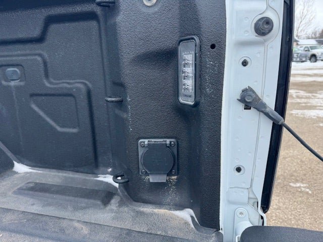 Used 2024 Chevrolet Silverado 2500 ZR2 w/ Technology Package image 31